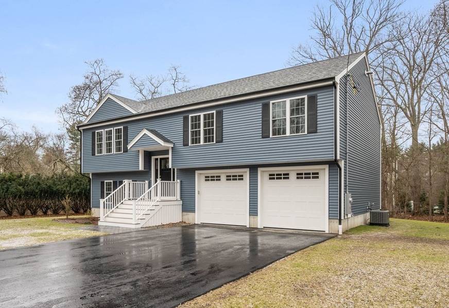 736 Linwood St, Abington, MA 02351