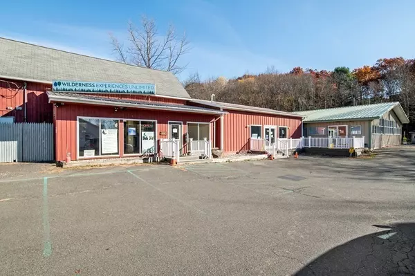 Southwick, MA 01077,526 College Hwy