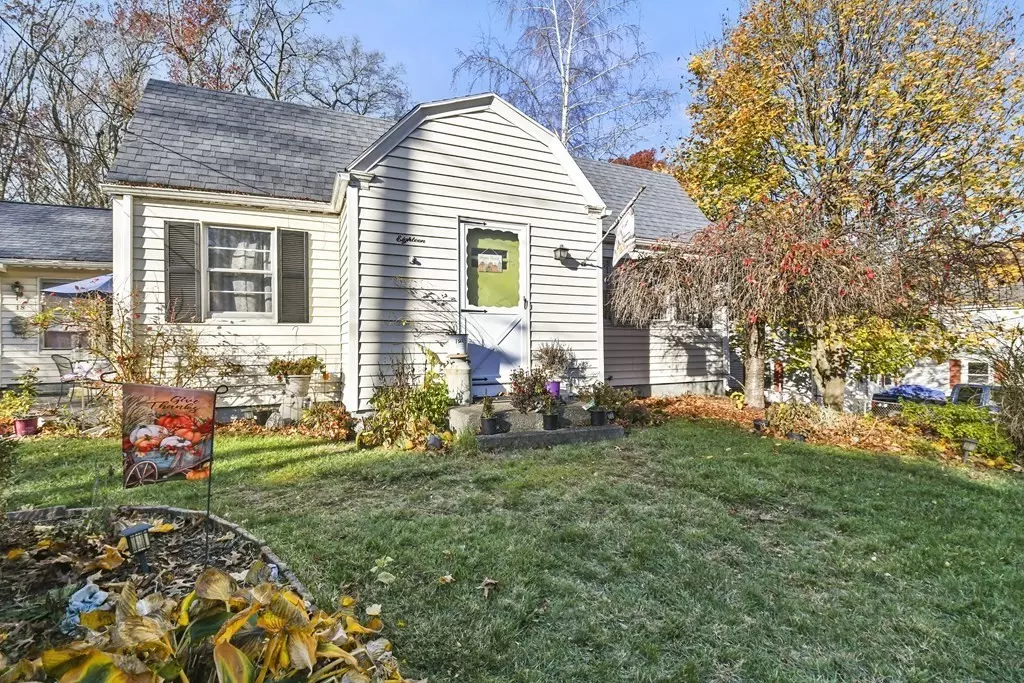Millbury, MA 01527,18 Hilltop Drive