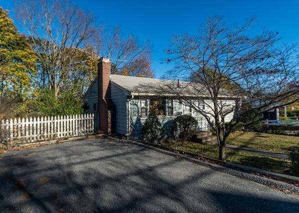 83 College Farm Road, Waltham, MA 02451