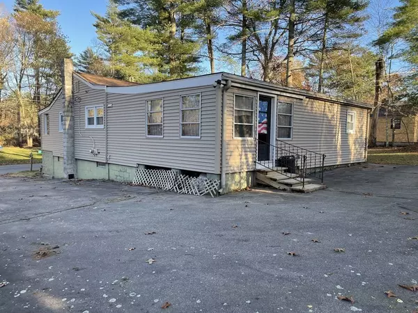 Halifax, MA 02338,90 Annawon Dr