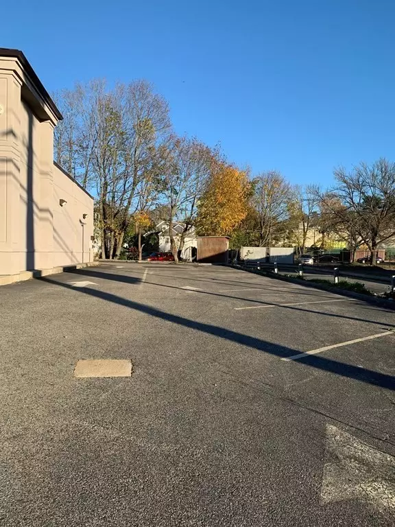 Stoughton, MA 02072,386 Washington