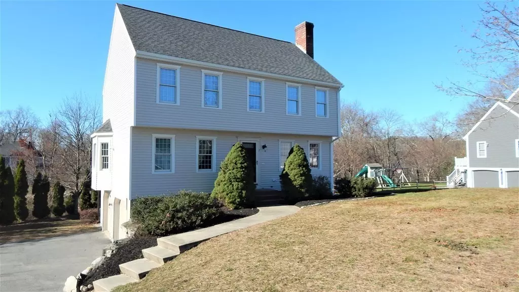 7 Eseks Circle, Grafton, MA 01560