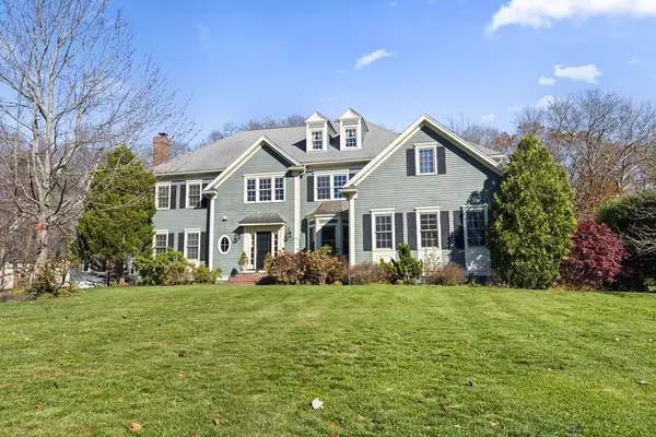 43 Farm Hill Rd, Natick, MA 01760