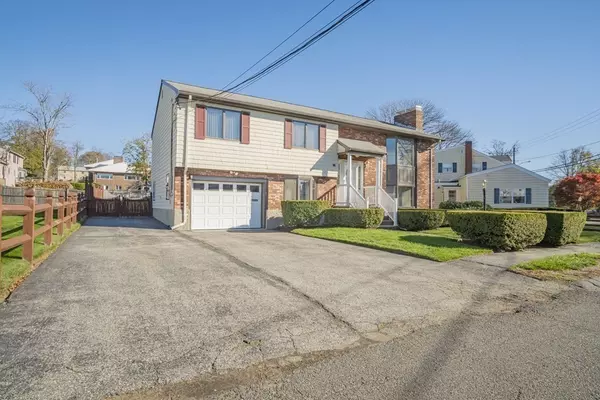 Nahant, MA 01908,1 Christopher Drive