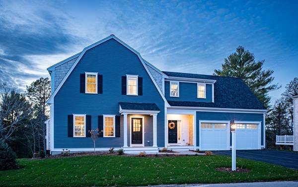 8 Cranberry Farm Rd, Plymouth, MA 02360