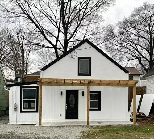 Johnston, RI 02919,14 Fairmont Ave