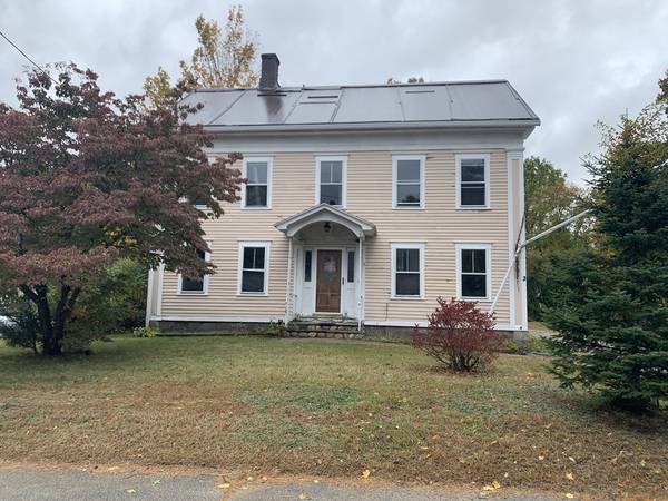 3 A St, Douglas, MA 01516