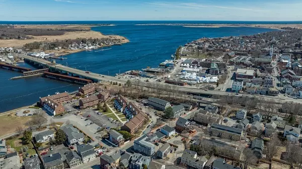 126 Merrimac St #61, Newburyport, MA 01950