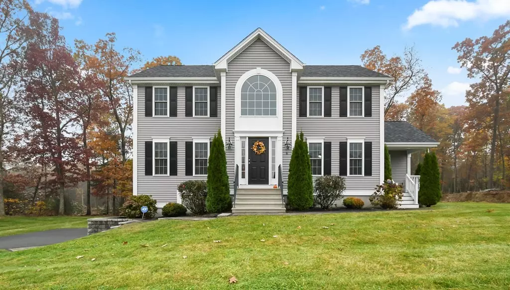 6 Autumn Gate Circle, Millbury, MA 01527