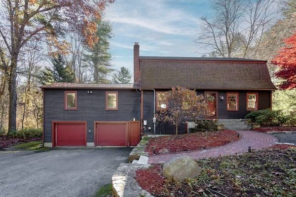 10 Grafton Rd, Upton, MA 01568