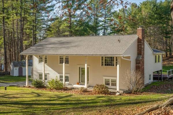 113 W Millbury Road, Sutton, MA 01590