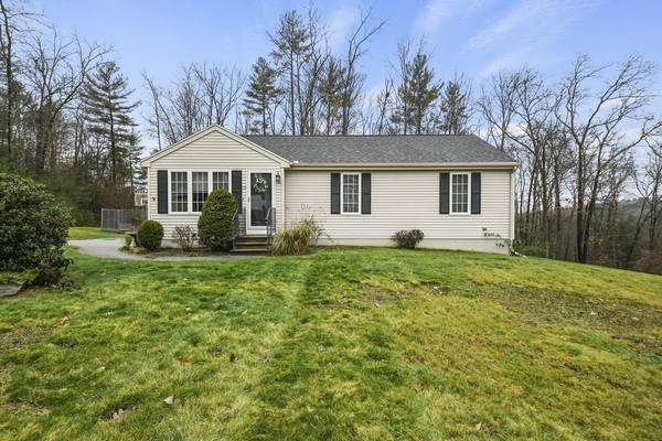 311 Whitetail Circle, Southbridge, MA 01550