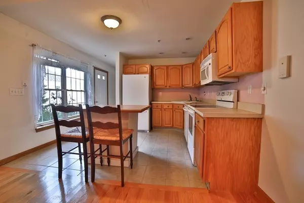 Agawam, MA 01001,26 Castle Hill Rd #D