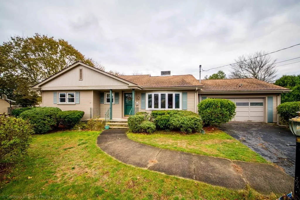 Acushnet, MA 02743,14 Ludlow Street