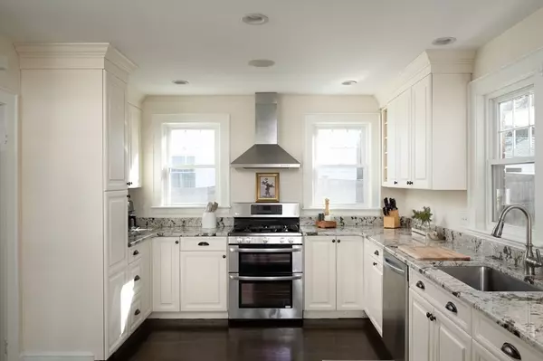 Milton, MA 02186,23 Stanton Rd