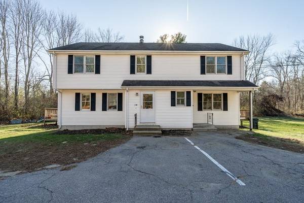 11 Hartford Ave E, Mendon, MA 01756