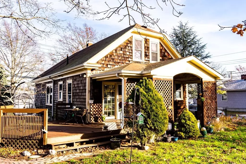 New Bedford, MA 02740,975 Rockdale Ave