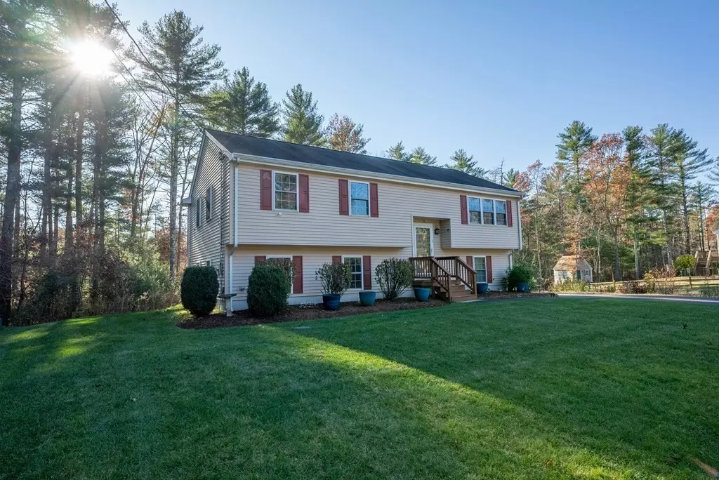 Carver, MA 02330,4 Morrisey Dr