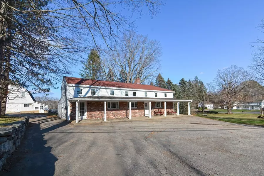 23 Fiskdale Rd, Brookfield, MA 01506