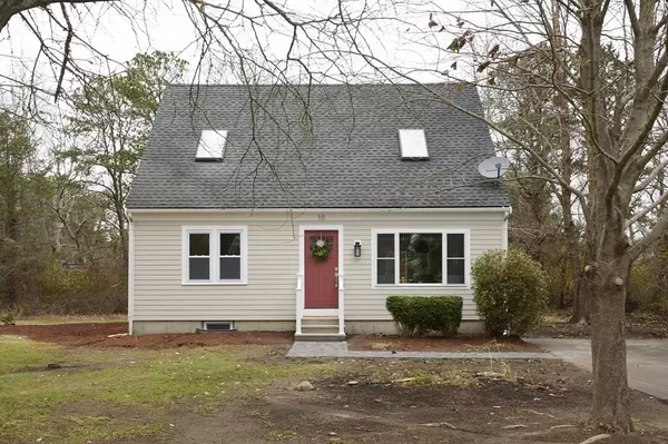 10 Dowager Dr, Sandwich, MA 02563