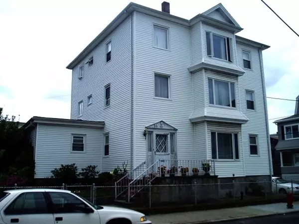 53 Norfolk St, Fall River, MA 02720