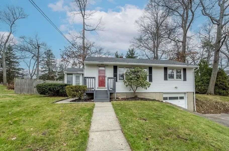 89 Chandler Rd, Andover, MA 01810