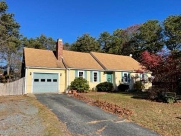 14 Chandler Gray Rd, Yarmouth, MA 02673