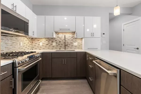 Quincy, MA 02169,18 Cliveden Street #502W