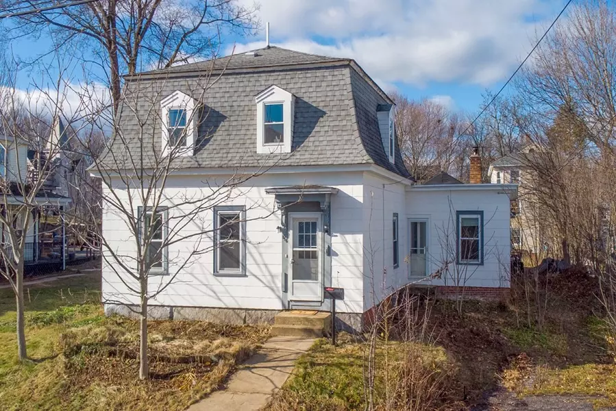 156 Vernon St, Gardner, MA 01440