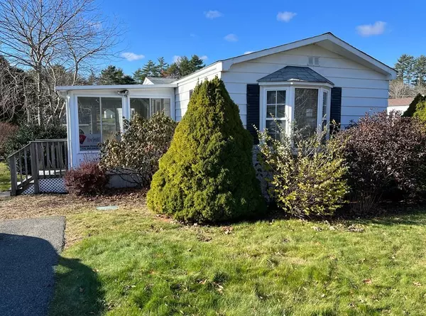 2 Charles Way, Plymouth, MA 02360