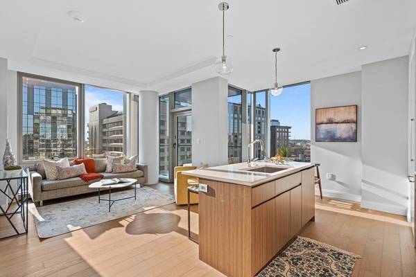 100 Shawmut Avenue #907, Boston, MA 02118