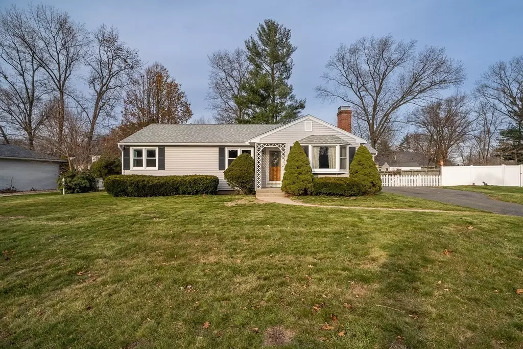 Agawam, MA 01030,24 Horsham Pl