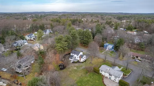 Reading, MA 01867,15 Terrace Park