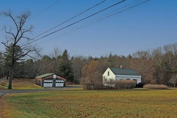 Montague, MA 01351,2 Fosters Road