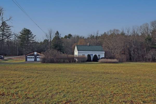 Montague, MA 01351,2 Fosters Road