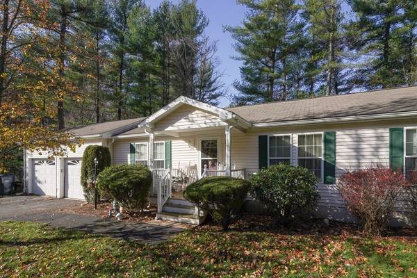 1012 Crystal Way, Middleboro, MA 02346