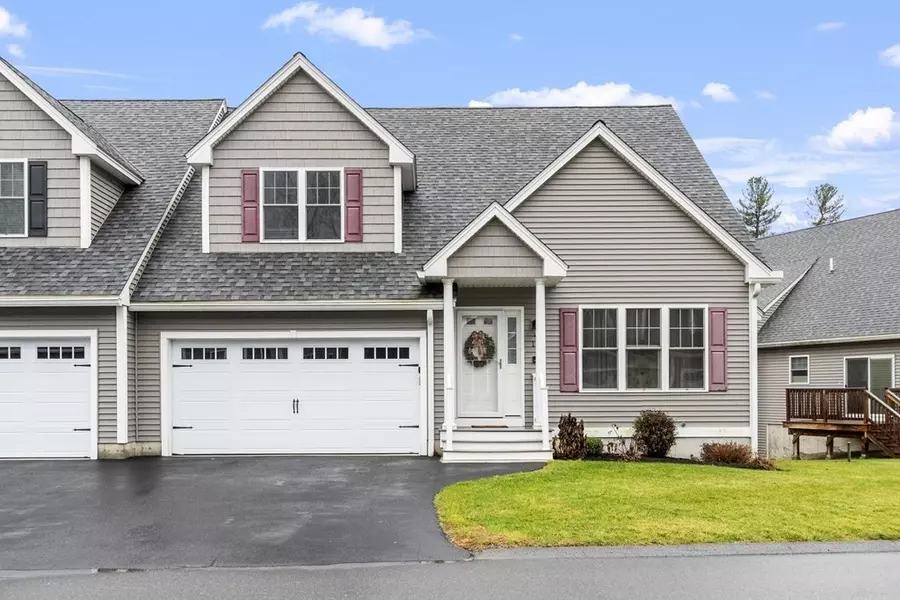 12 Blackhawk Circle #12, Dracut, MA 01826