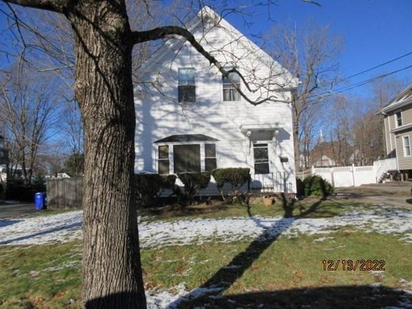 35 Snell Street, Holbrook, MA 02343