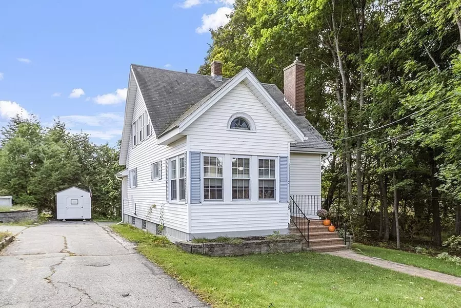 38 Sunset Road, Gardner, MA 01440