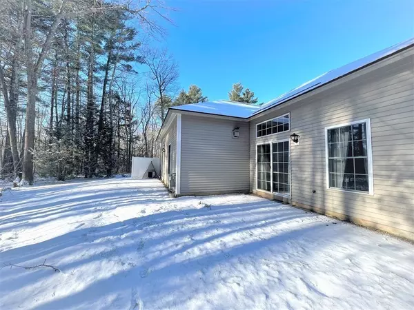Kingston, NH 03848,31 Lantern Lane #31