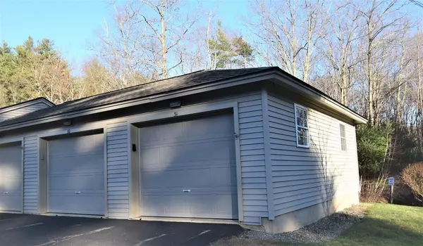 Kingston, NH 03848,31 Lantern Lane #31