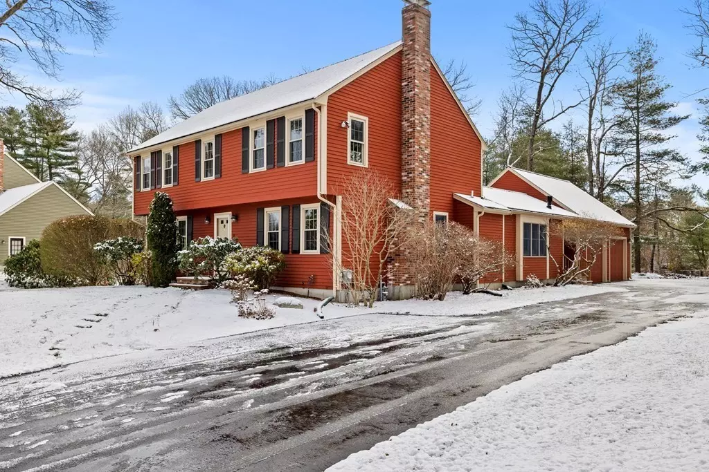 Mansfield, MA 02048,9 Lancelot Ln