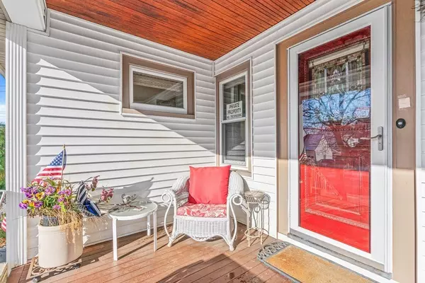 Medford, MA 02155,12 Ross Street