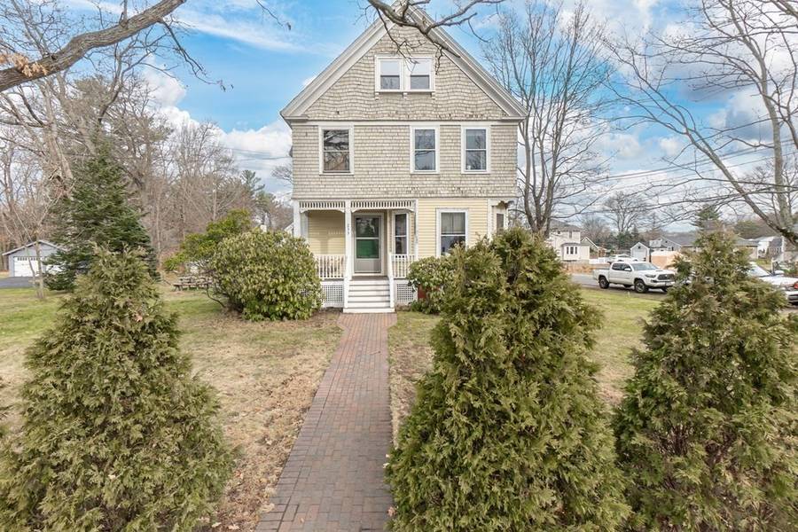 233 Elm #2, Amesbury, MA 01913