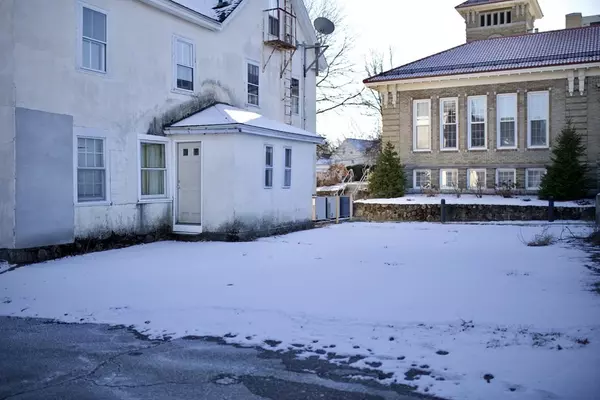 Concord, MA 01742,1264-1266 Main Street