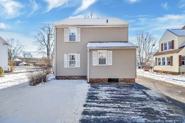 Agawam, MA 01001,30 Alhambra Cir N