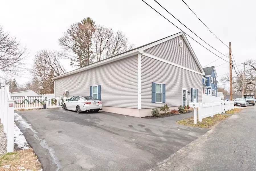 5 Blanche #B, Dracut, MA 01826