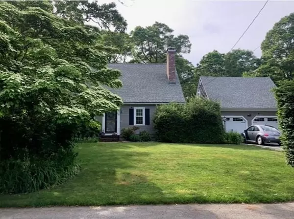 89 Sheaffer Rd, Barnstable, MA 02632