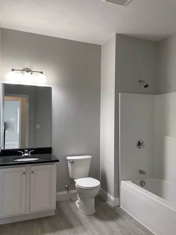 Whitman, MA 02382,815 Bedford Street #8